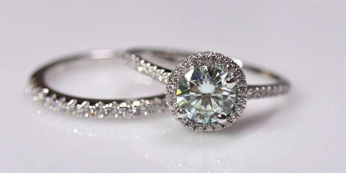 Buy Exclusive Moissanite Jewelry Online Crafted to Perfection