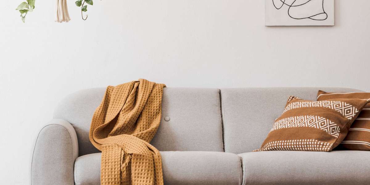 What Is Year-End Sofa Clearance? And How To Utilize It