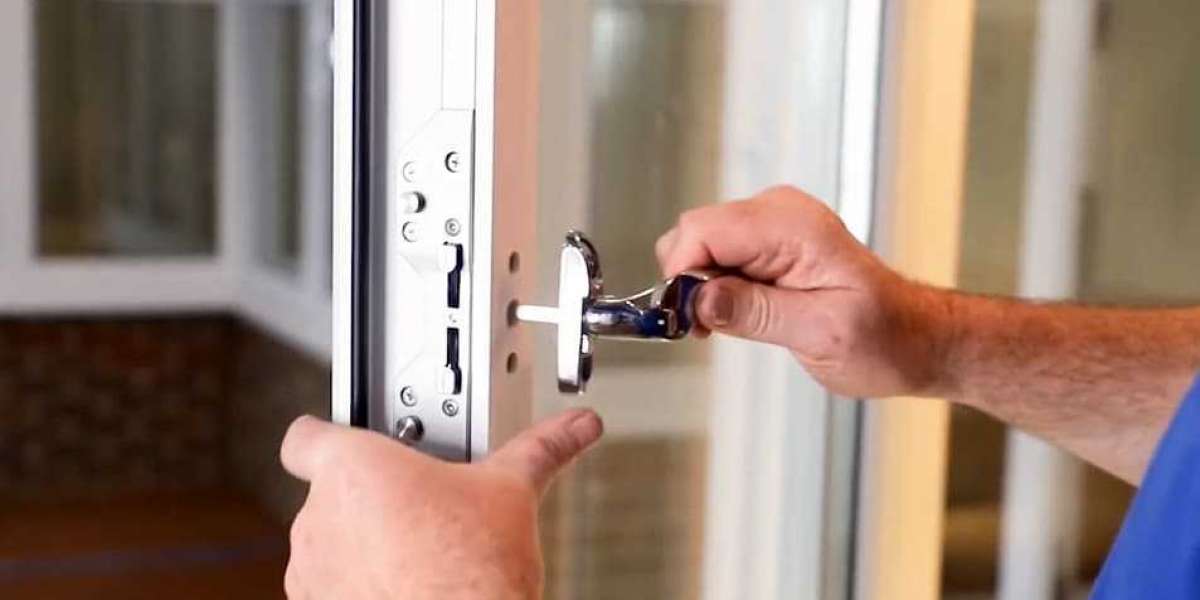 What's The Job Market For Experienced Glass Repair Professionals Like?
