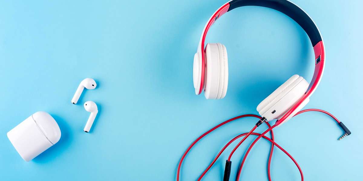 See What Headphone UK Tricks The Celebs Are Making Use Of